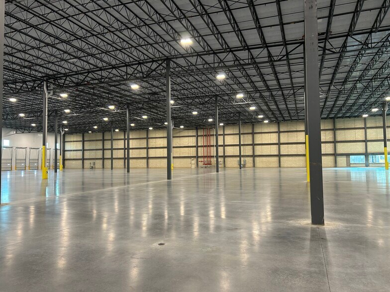 More Photos Of 200 Raritan Center Pky, Edison Industrial For Lease
