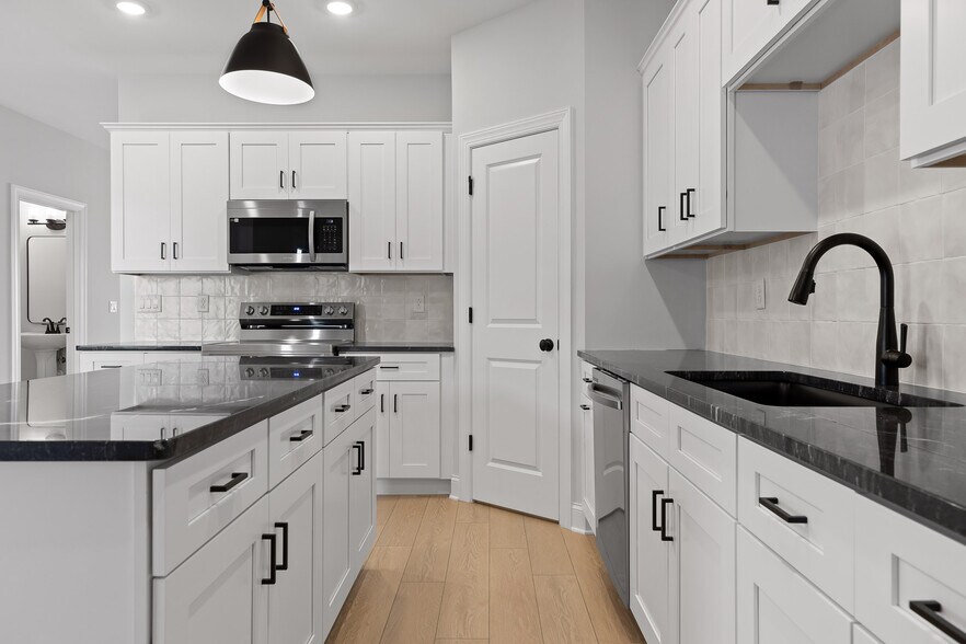 More Photos Of E Brainerd Road, Chattanooga Apartments For Sale