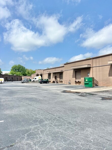 More Photos Of 2300 W Park Place Blvd, Stone Mountain Warehouse For Lease