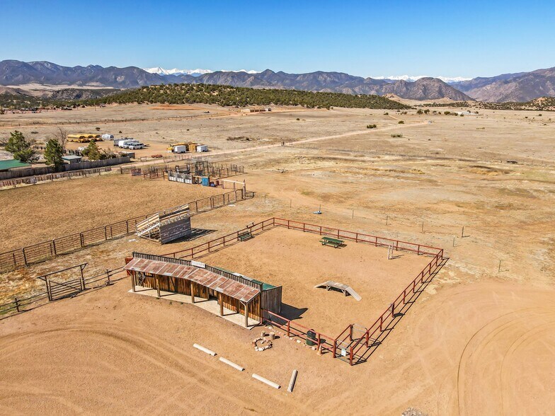 More Photos Of 39 County Road 3A, Canon City Storefront For Sale