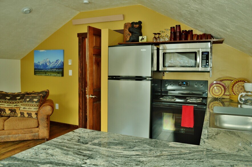 More Photos Of 1124 State Highway 11, Laramie Specialty For Sale