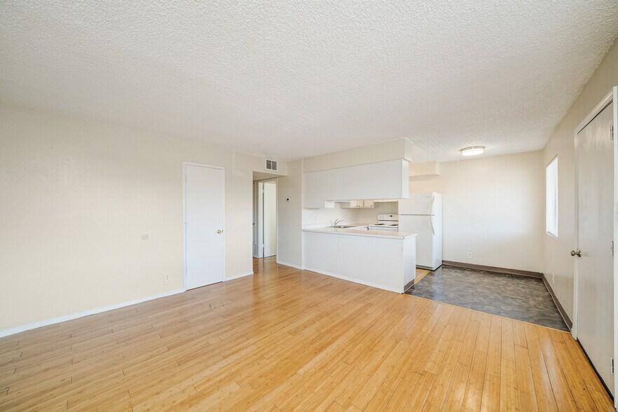 More Photos Of 2555 G St, Sparks Apartments For Sale