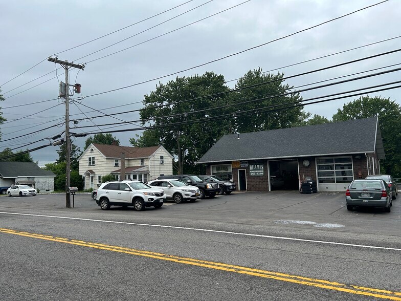 More Photos Of 1434 Ridge Rd, Webster Auto Repair For Sale