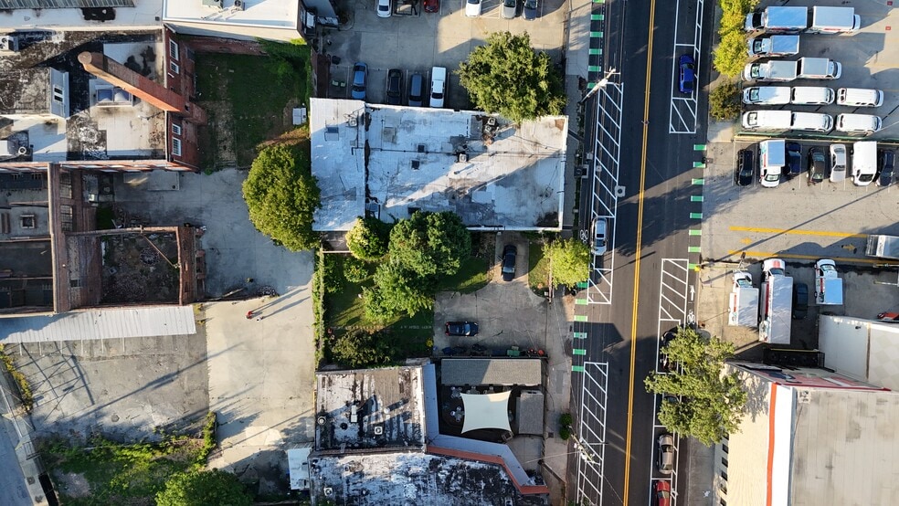More Photos Of 275 SW Peters St, Atlanta Storefront For Sale