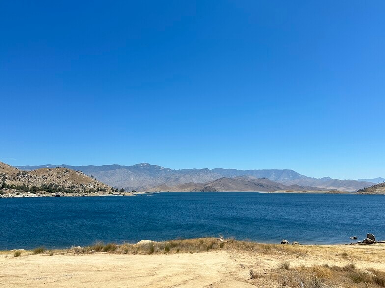More Photos Of 5436 Lake Isabella Blvd, Lake Isabella Hotel For Sale
