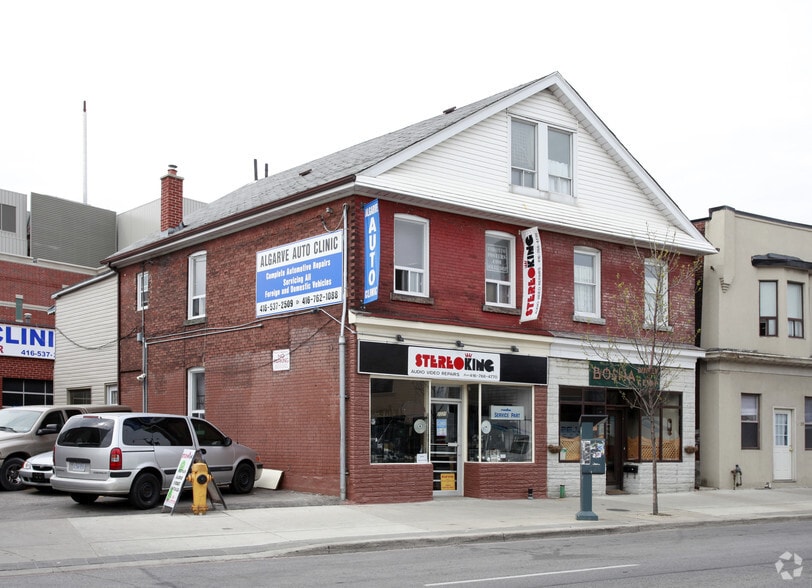 Primary Photo Of 3331-3333 Dundas St, Toronto Storefront Retail Residential For Lease