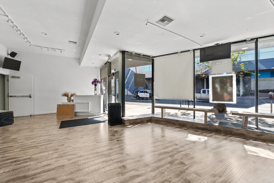 More Photos Of 5142 Lankershim Blvd, North Hollywood Storefront For Lease