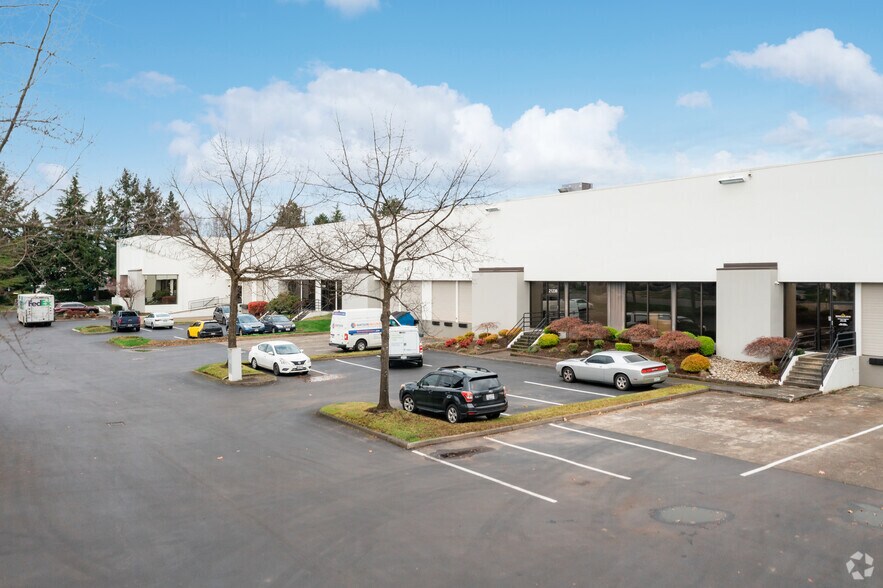 More Photos Of 7015-7035 S 212th St, Kent Warehouse For Lease