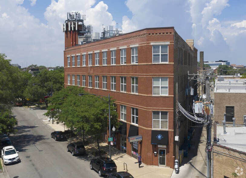 More Photos Of 1820 W Webster Ave, Chicago Office For Sale