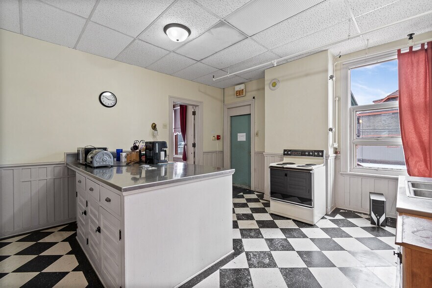 More Photos Of 1435 Market Ave N, Canton Office Residential For Sale