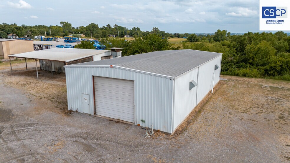 More Photos Of 1175 State Hwy 19, Chickasha Manufacturing For Lease