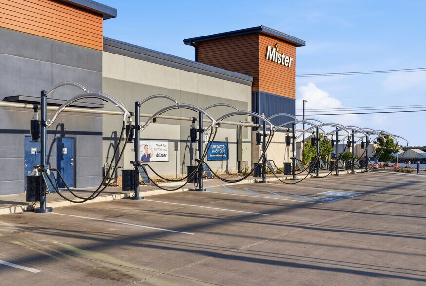 More Photos Of 1503 Main St SW, Los Lunas Carwash For Sale