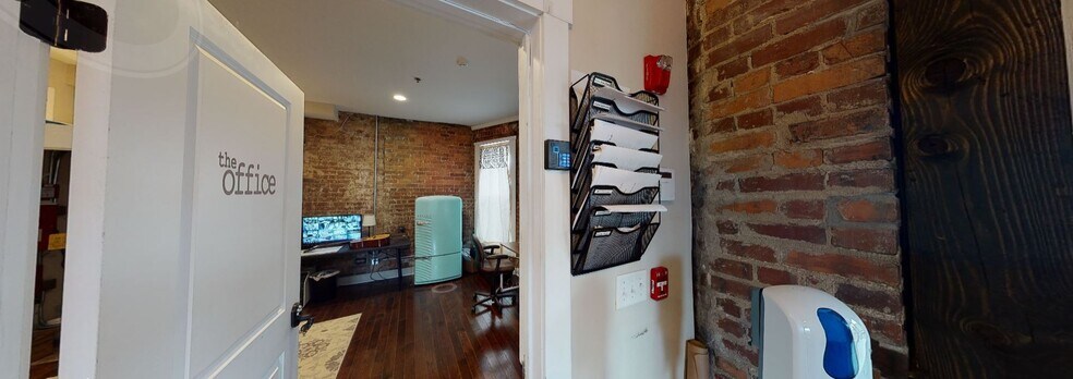 More Photos Of 924 E 8th St, Chattanooga Dormitory For Sale