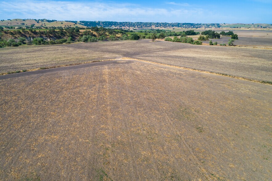 More Photos Of 13625 Ca-46, Paso Robles Land For Sale