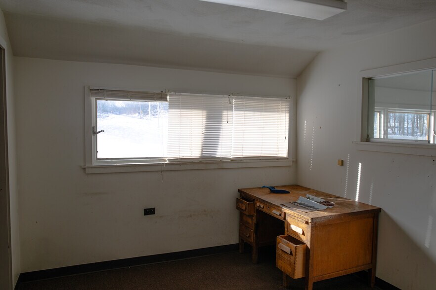 More Photos Of 8446 Mill Pond way, Blossvale Office For Sale