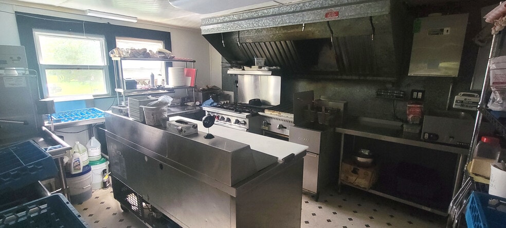 More Photos Of 1597 Hillside Rd, Shavertown Restaurant For Sale