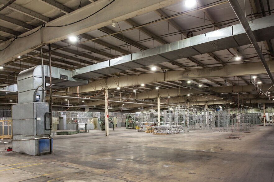 More Photos Of 520 E Main St, Candor Warehouse For Sale