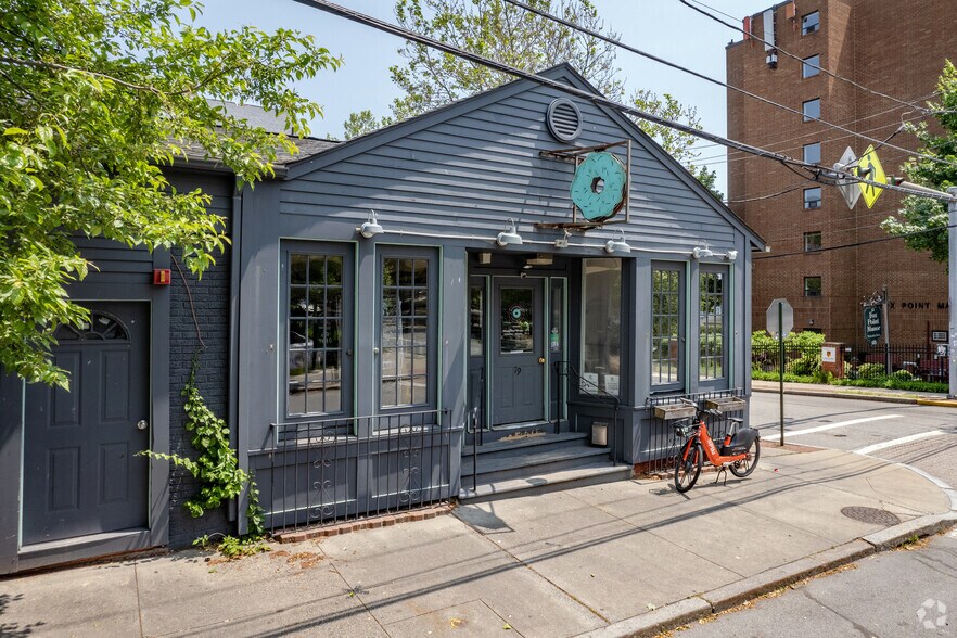More Photos Of 77-81 Ives St, Providence Freestanding For Lease