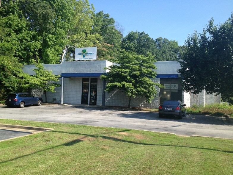 More Photos Of 2561 W Point Ave, College Park Warehouse For Sale