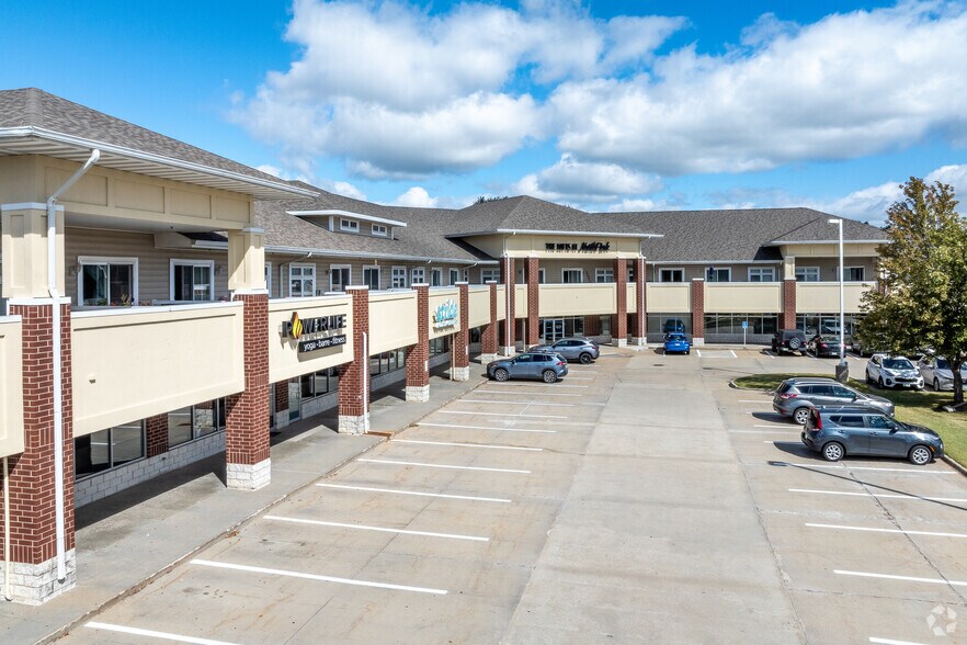 Primary Photo Of 8845 Northpark Ct, Johnston Apartments For Lease