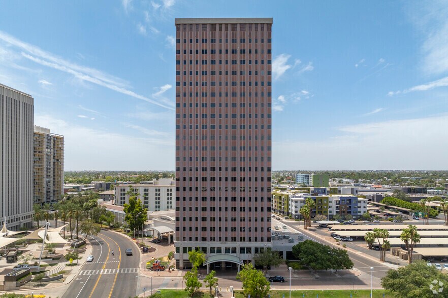 More Photos Of 4000 N Central Ave, Phoenix Office For Lease