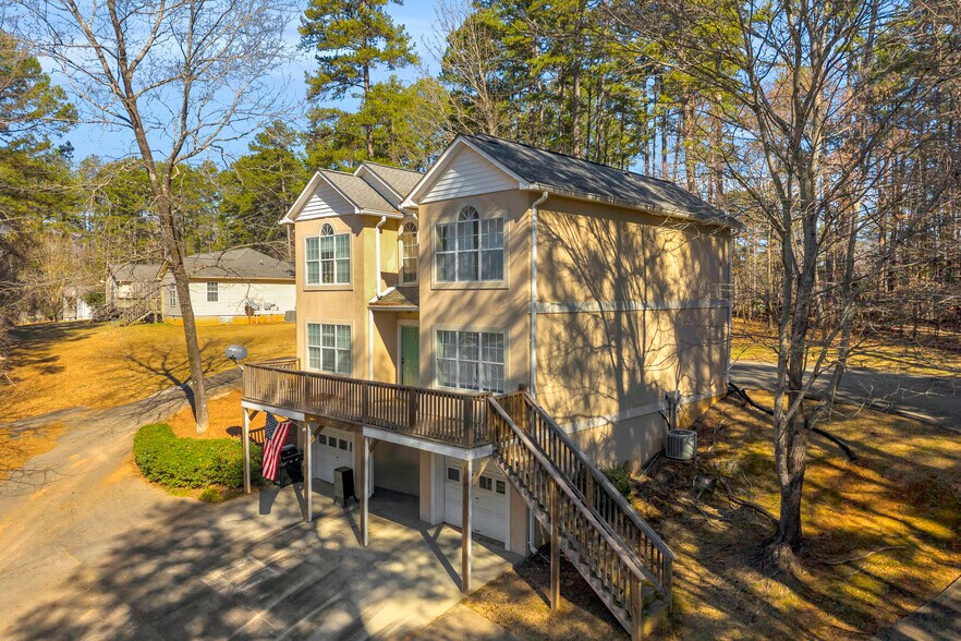 More Photos Of 738 Black Mountain Rd, Toccoa Apartments For Sale