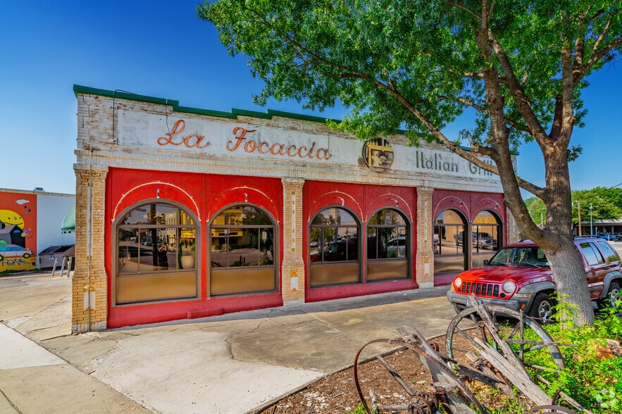 More Photos Of 800 S Alamo St, San Antonio Restaurant For Lease
