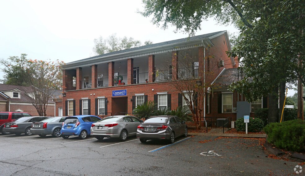 More Photos Of 1921 Capital Cir NE, Tallahassee Medical For Lease