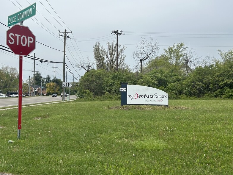 More Photos Of 11907 Montgomery Rd, Cincinnati Medical For Lease