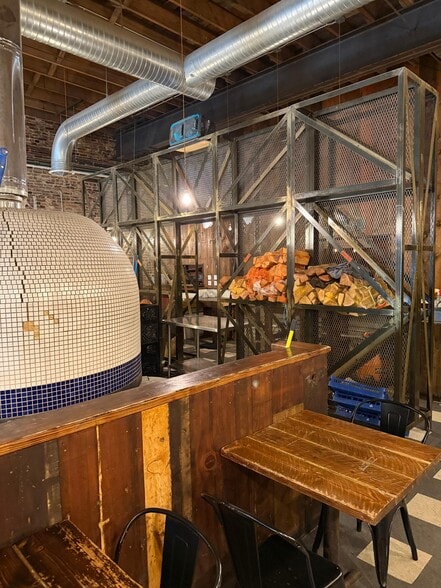 More Photos Of 3535 Chestnut Ave, Baltimore Restaurant For Sale