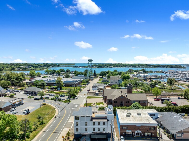 More Photos Of 32 Broadway Ave, Mystic Hotel For Sale