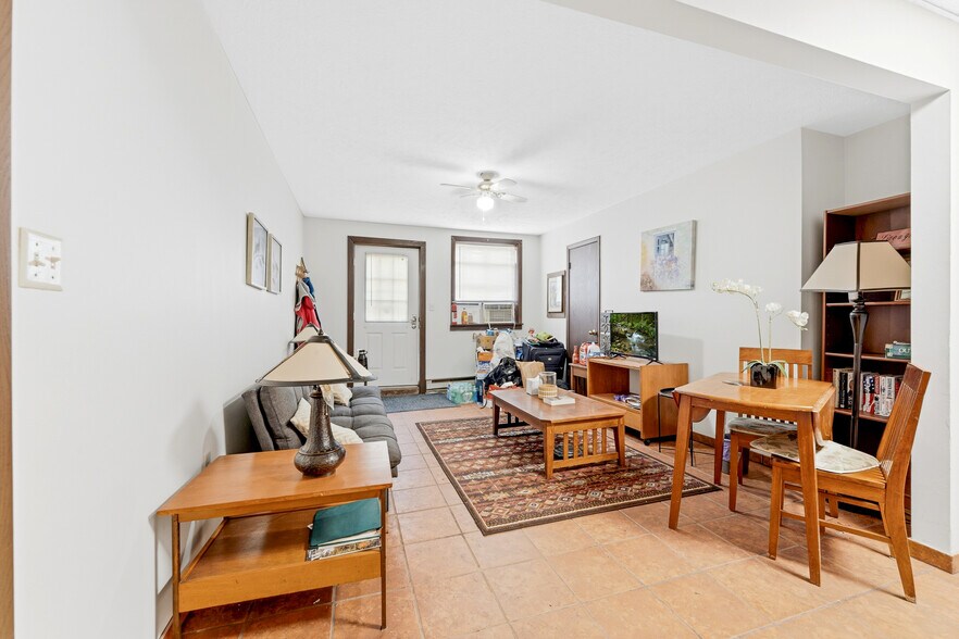More Photos Of 320 Watts St, Morgantown Apartments For Sale