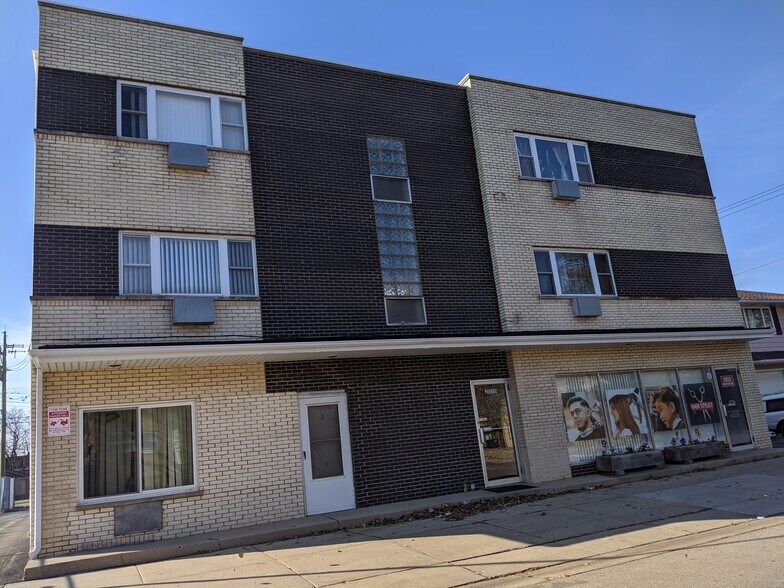 Primary Photo Of 2052 Western Ave, Waukegan Storefront For Lease