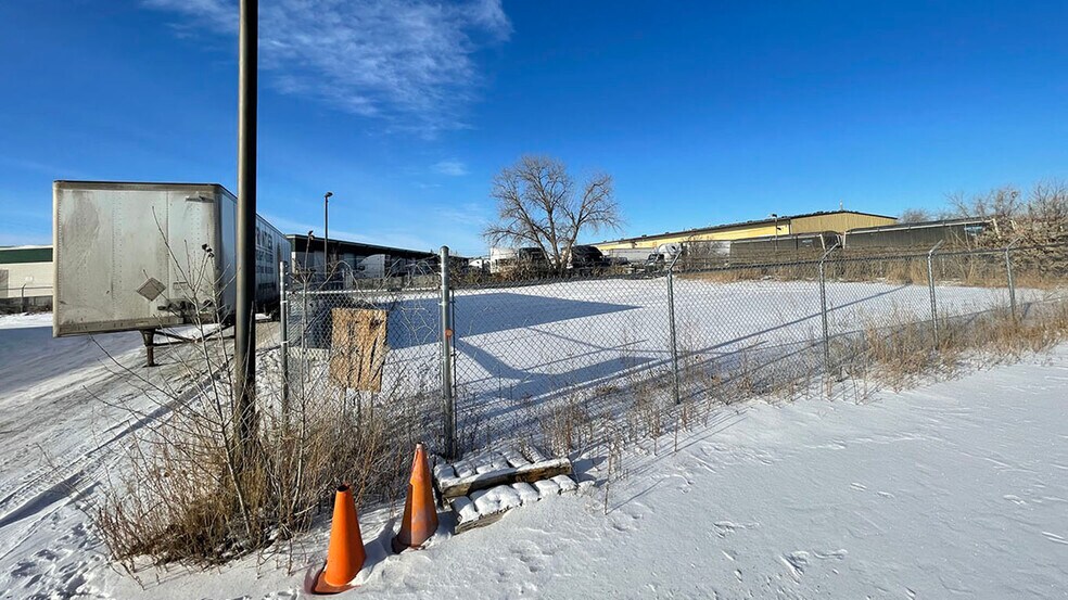 More Photos Of 79 Eagle Dr, Winnipeg Industrial For Lease