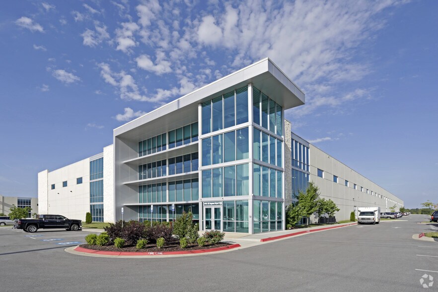 Primary Photo Of 4900 SW Regional Airport Blvd, Bentonville Warehouse For Lease