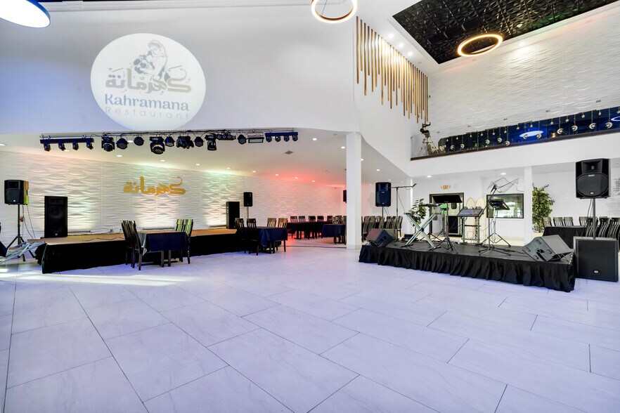 More Photos Of 345 W Foothill Blvd, Upland Restaurant For Sale