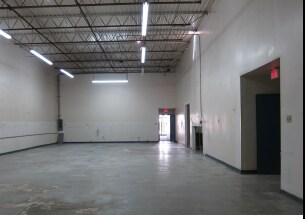 More Photos Of 2410 Boardwalk St, San Antonio Light Distribution For Lease