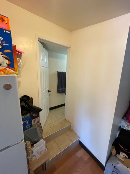 More Photos Of 1854 W 17th St, Santa Ana Freestanding For Sale
