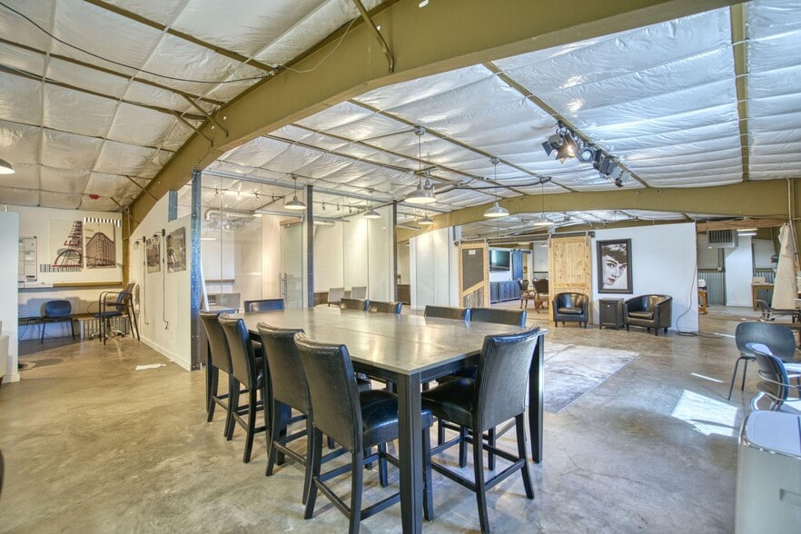 More Photos Of 950 Simms St, Lakewood Unknown For Lease