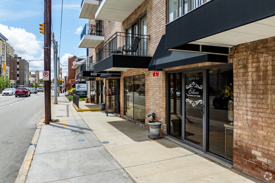 More Photos Of 520 Washington Rd, Mt Lebanon Apartments For Sale