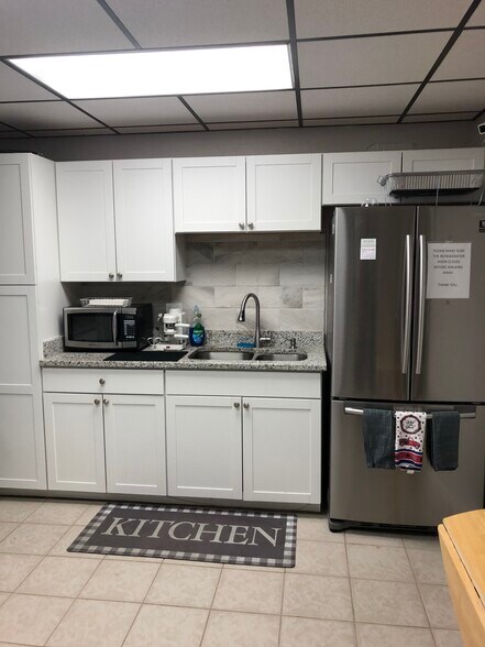 More Photos Of 4040 Del Prado Blvd, Cape Coral Coworking Space