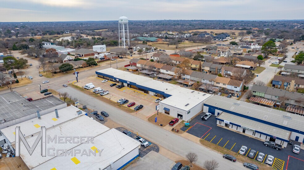 More Photos Of 2238 Michigan Ave, Arlington Flex For Lease