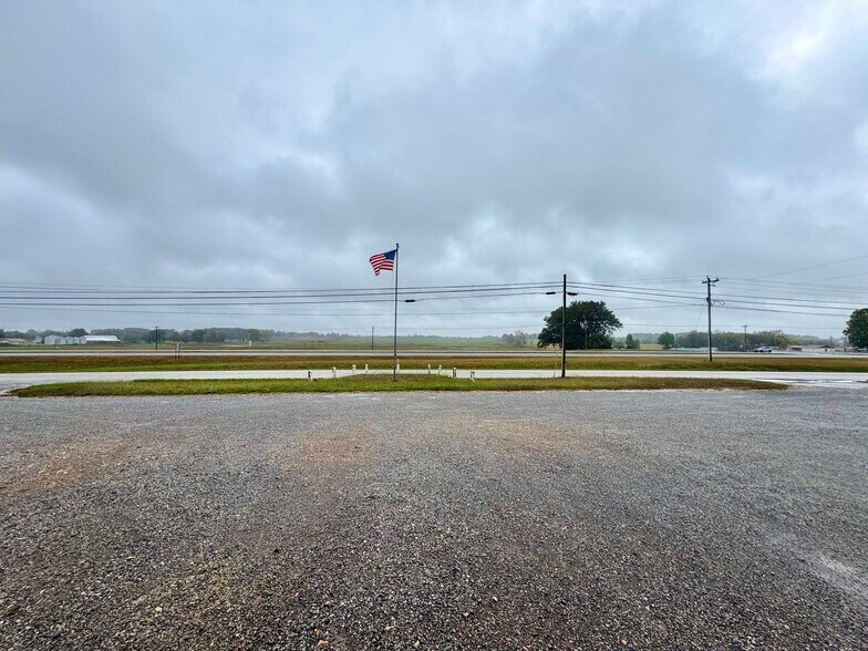 More Photos Of 4665 Hopkinsville Rd, Cadiz Auto Dealership For Sale