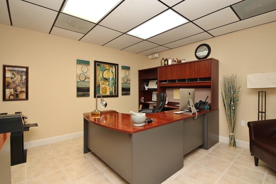 More Photos Of 36739 County Road 52, Dade City Medical For Lease