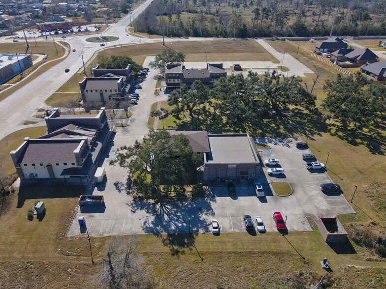 More Photos Of 5656 Nelson Rd, Lake Charles Unknown For Lease