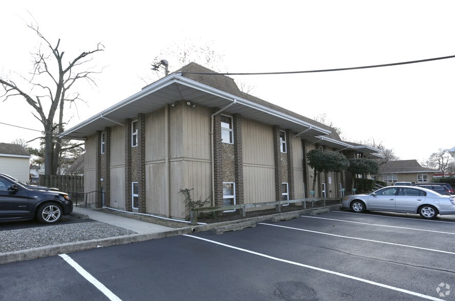 More Photos Of 25 E Route 37, Toms River Office For Sale