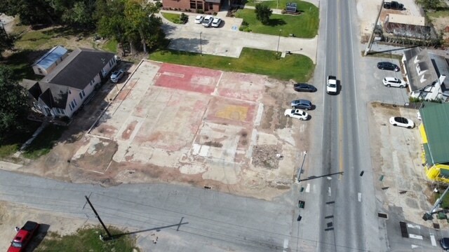 More Photos Of 101 Russell, Welsh Land For Sale