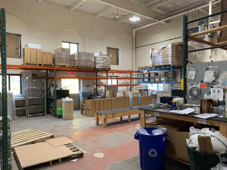 More Photos Of 218 Jones Dr, Brandon Industrial For Sale