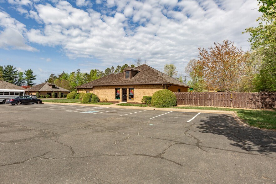 More Photos Of 415-416 Chatham Heights Rd, Fredericksburg Medical For Sale