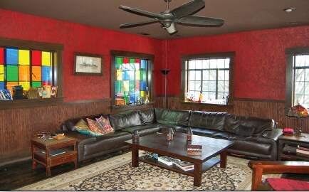 More Photos Of 456 N State St, Lake Oswego Bar For Sale